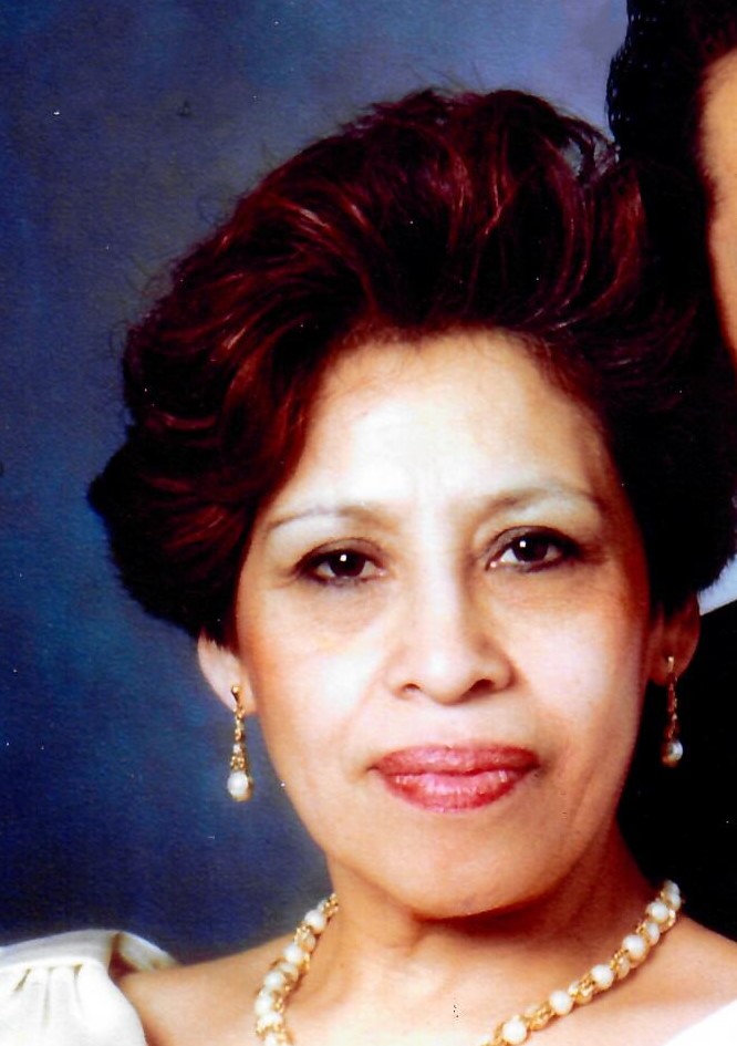 Edna L. Saravia
